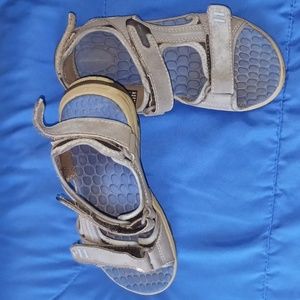 Eddie Bauerblue and grey strapped sandals